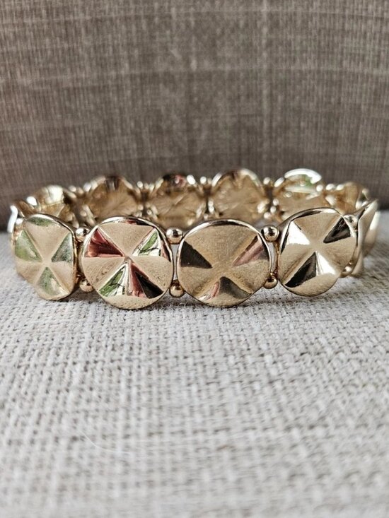 Jewelry - Fashion Bracelet Gold Tone Wrist Band Fashion Jewelry Stretched Metal Band